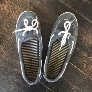 Gray summer casual shoes